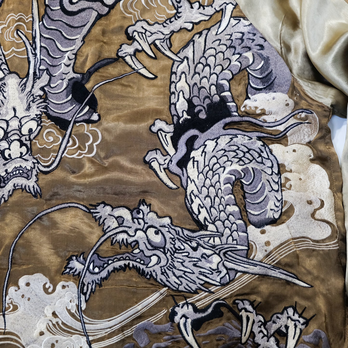 SATORI Reversible Sukajan Size L – Double Dragon × Koi Carp Sakura Japanese Embroidered Souvenir Jacket