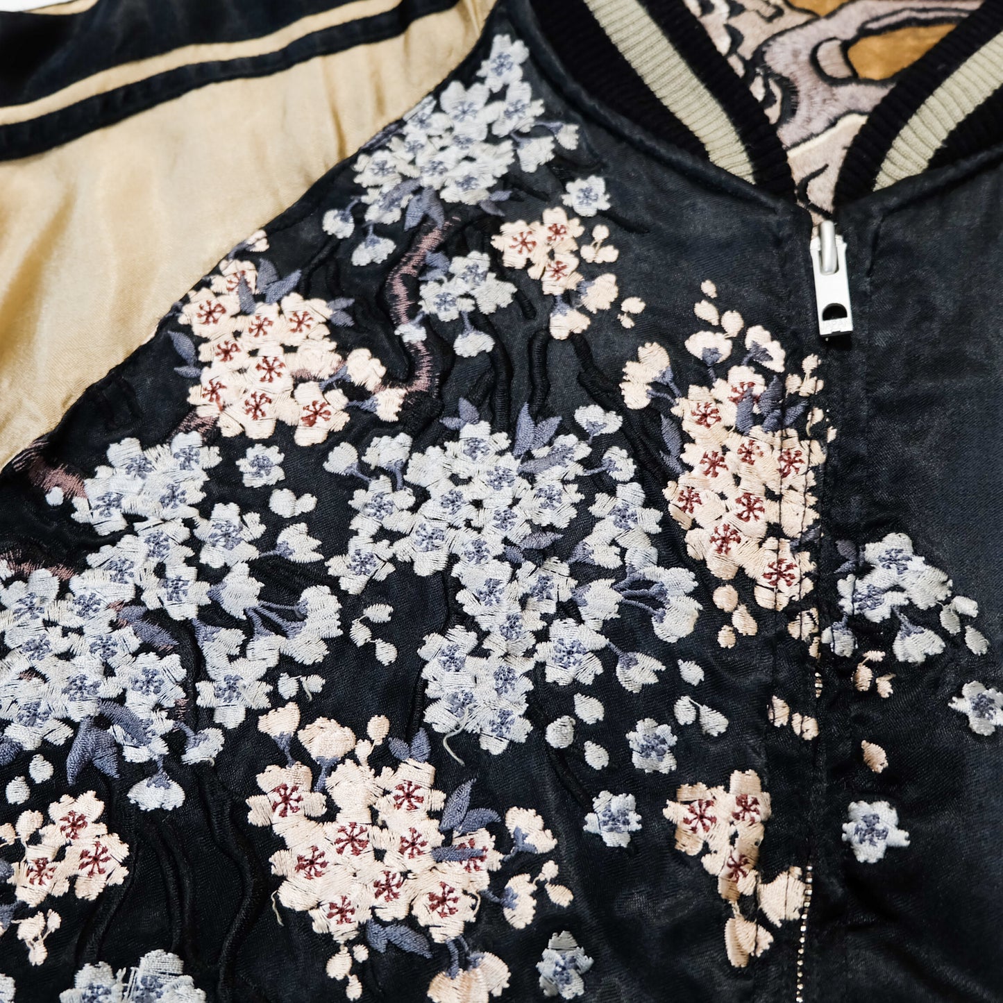 SATORI Reversible Sukajan Size L – Double Dragon × Koi Carp Sakura Japanese Embroidered Souvenir Jacket