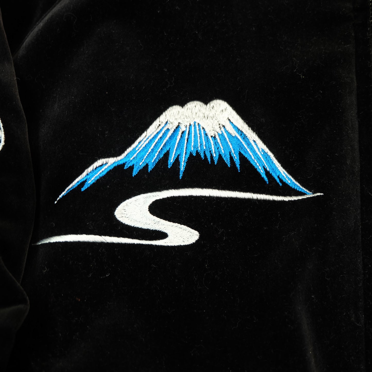 Golden Lobby Blue Velvet’s 15th Anniversary Reversible Sukajan Size 38 S – Japan Bomber Mt Fuji & Florida Flamingo Velvet Jacket