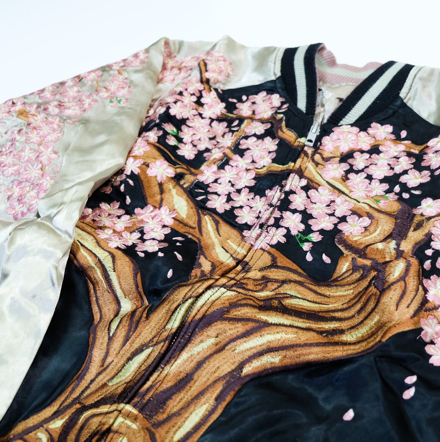 Japanese Japan SCRIPT Wagara Sakura Cherry Blossoms Tree Embroidered Embroidery Reversible Sukajan Souvenir Sukajum Skajum Yokosuka Jumper Bomber Velvet Jacket ( Size : M )