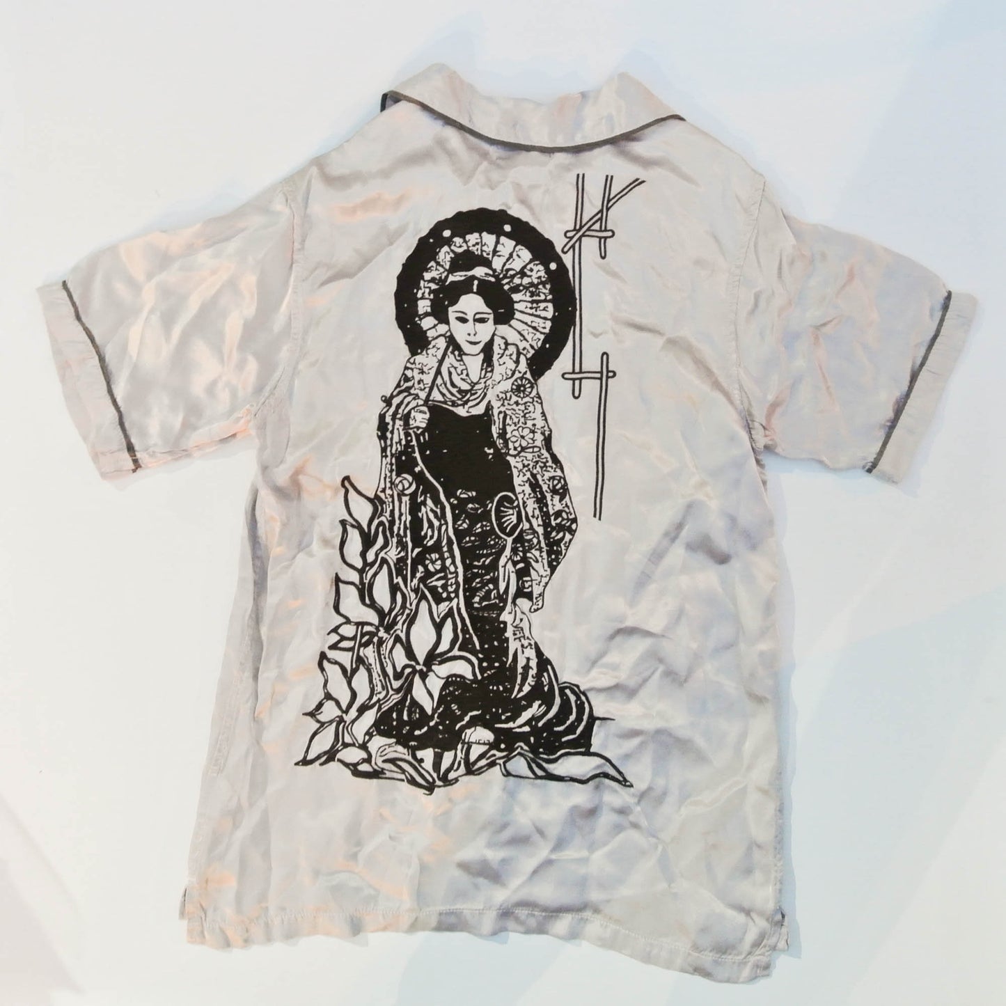 Heritage Stone Japanese Wagara Aloha Shirt – Hand-Drawn Buddhist Geisha, Monkey & Lion Motif Art Shirt Size M
