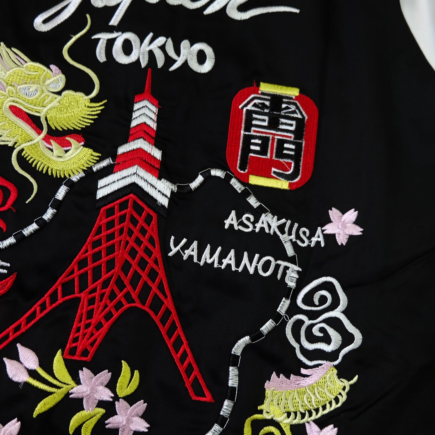 SNAKI Japan Tokyo Map Reversible Sukajan Souvenir Jacket XL | Tokyo Tower Asakusa Kaminarimon Sakura Embroidered Black White Yokosuka Bomber