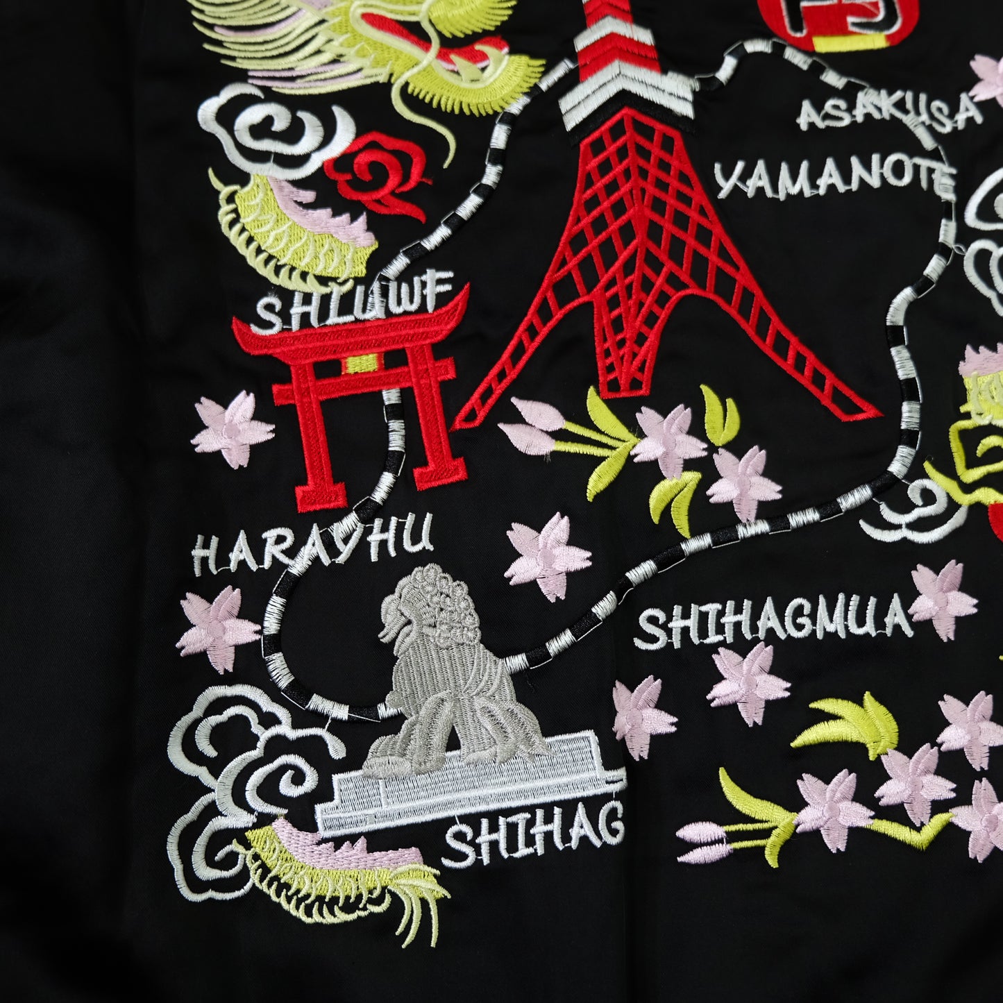 SNAKI Japan Tokyo Map Reversible Sukajan Souvenir Jacket XL | Tokyo Tower Asakusa Kaminarimon Sakura Embroidered Black White Yokosuka Bomber