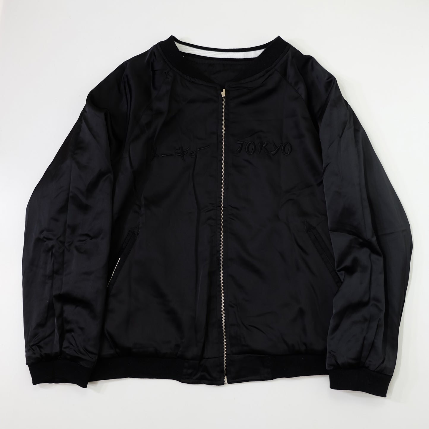 SNAKI Japan Tokyo Map Reversible Sukajan Souvenir Jacket XL | Tokyo Tower Asakusa Kaminarimon Sakura Embroidered Black White Yokosuka Bomber