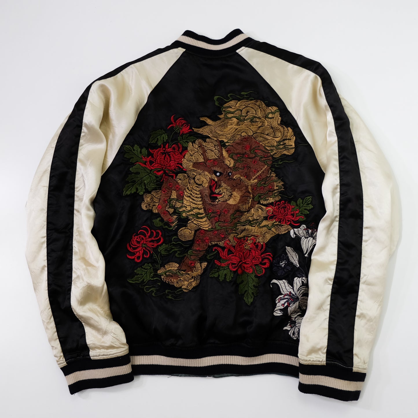 Japanese Appearance Tengoku Tenka Dragon Chrysanthemum Kiku Floral Reversible Sukajan Jacket M | Black Ivory Embroidered Yokosuka Souvenir Bomber