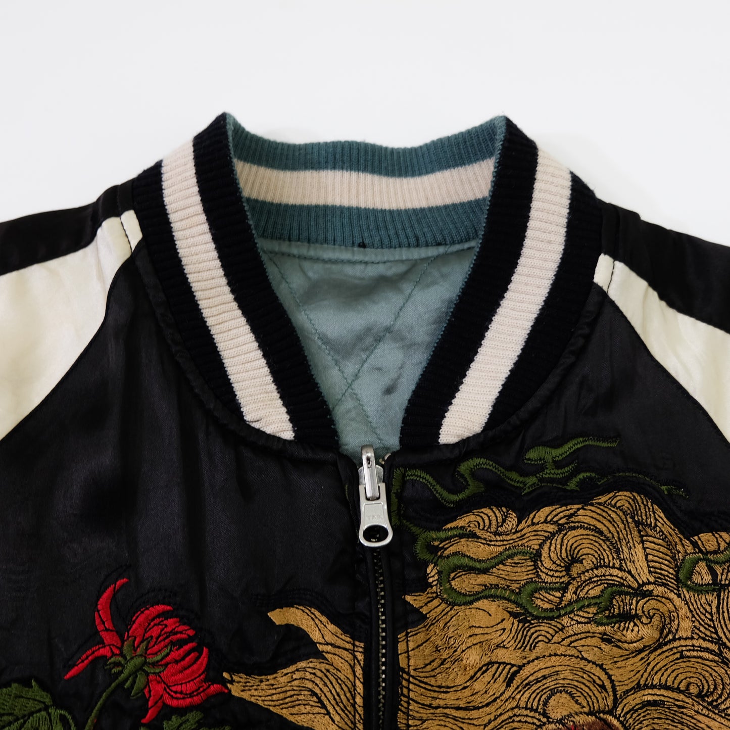 Japanese Appearance Tengoku Tenka Dragon Chrysanthemum Kiku Floral Reversible Sukajan Jacket M | Black Ivory Embroidered Yokosuka Souvenir Bomber