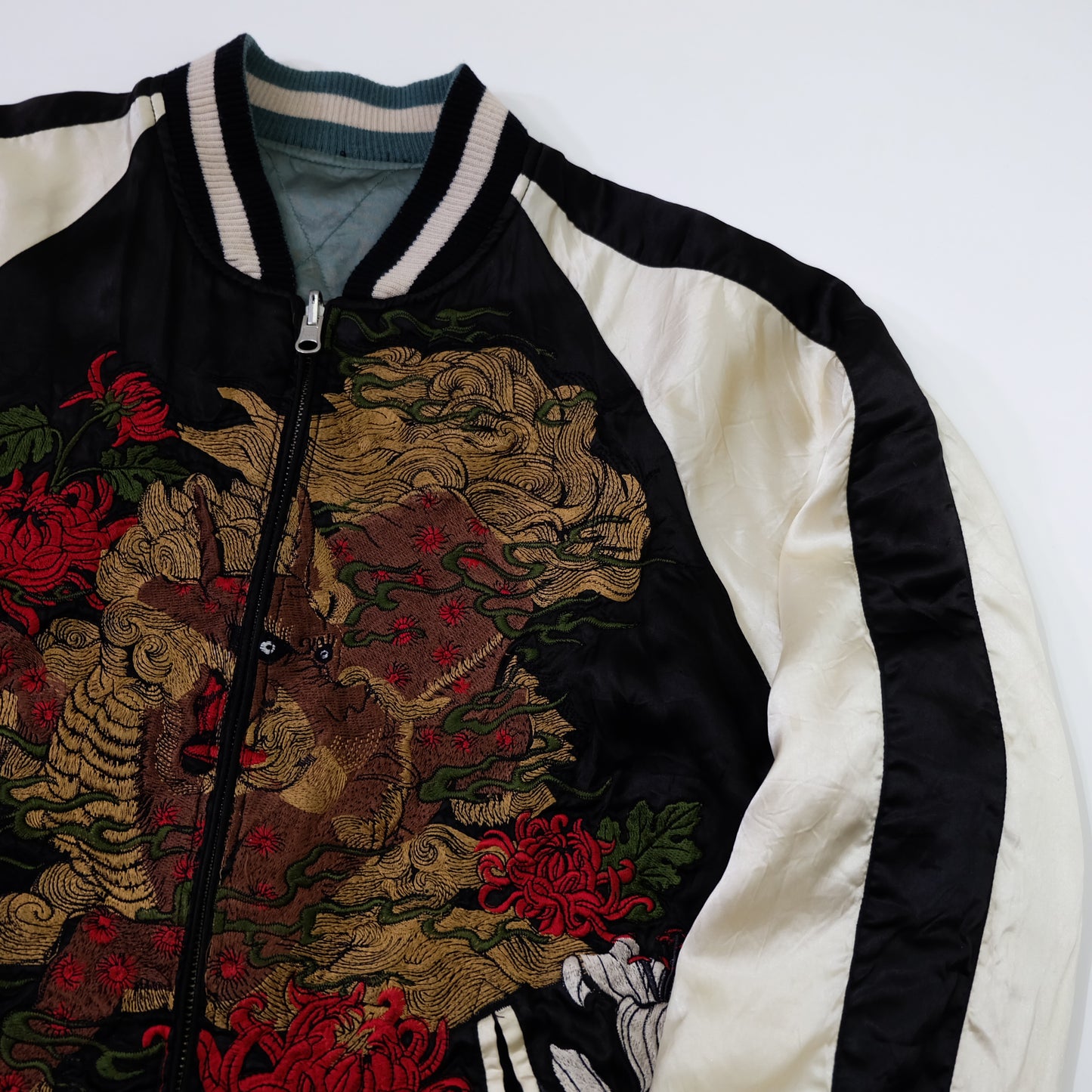 Japanese Appearance Tengoku Tenka Dragon Chrysanthemum Kiku Floral Reversible Sukajan Jacket M | Black Ivory Embroidered Yokosuka Souvenir Bomber