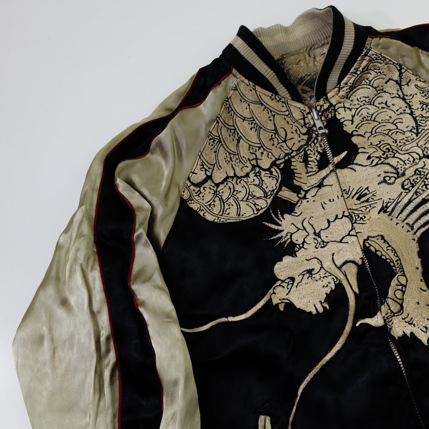 Hyakka Ryoran Reversible Dragon & Giant Koi Sukajan Jacket M | Japanese Embroidered Yokosuka Souvenir Bomber
