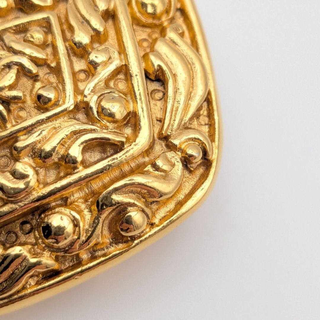 Chanel Arabesque Diamond Brooch, Gilt Metal, Early Vintage, view 2