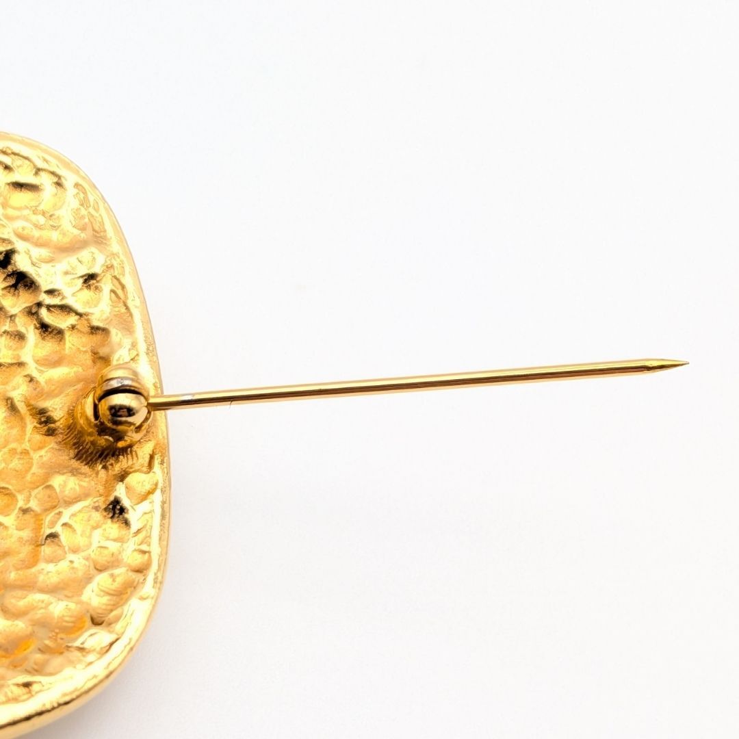 Chanel Arabesque Diamond Brooch, Gilt Metal, Early Vintage, view 5