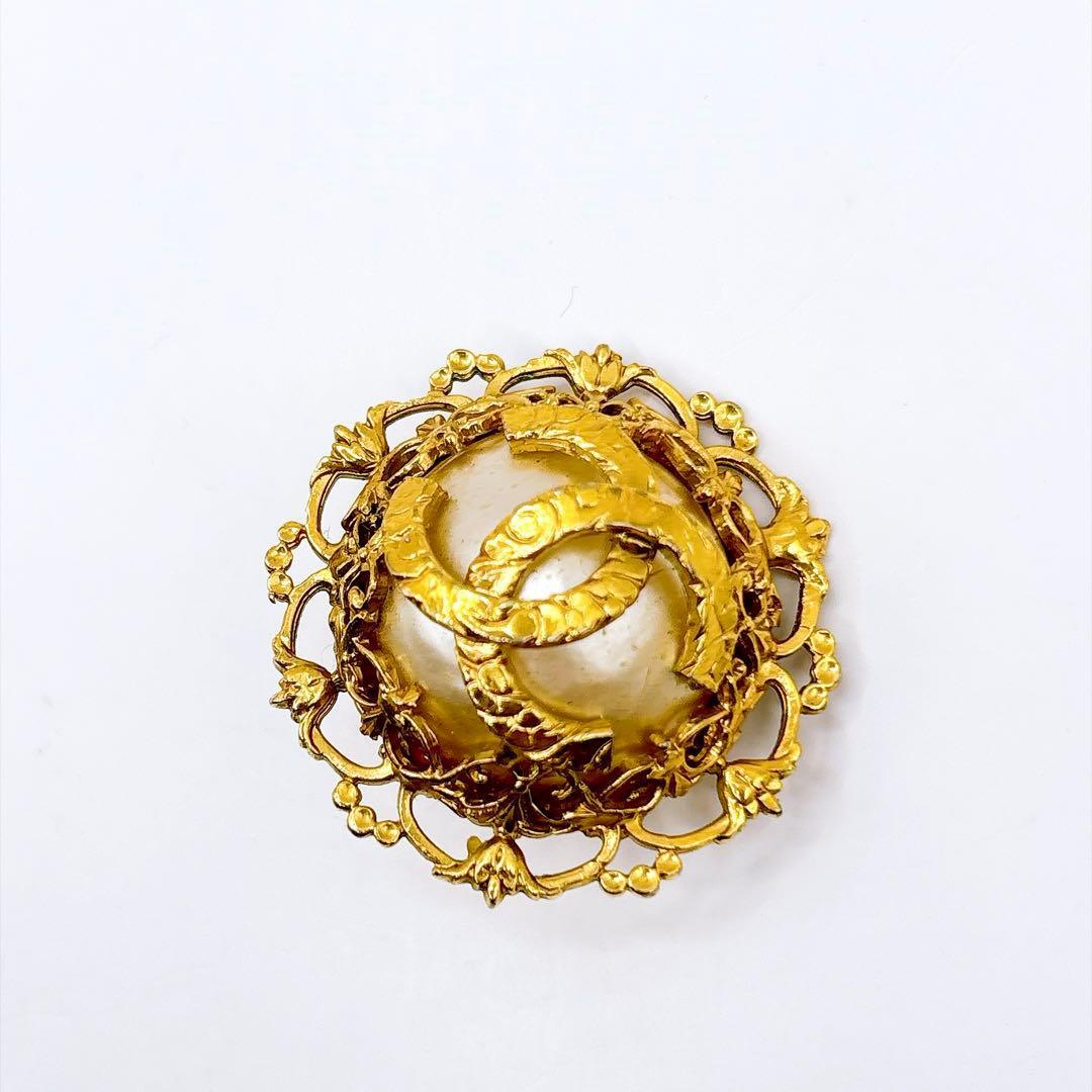 Chanel Baroque Pearl and CC Filigree Clip-On Earrings, 1980s, view 1