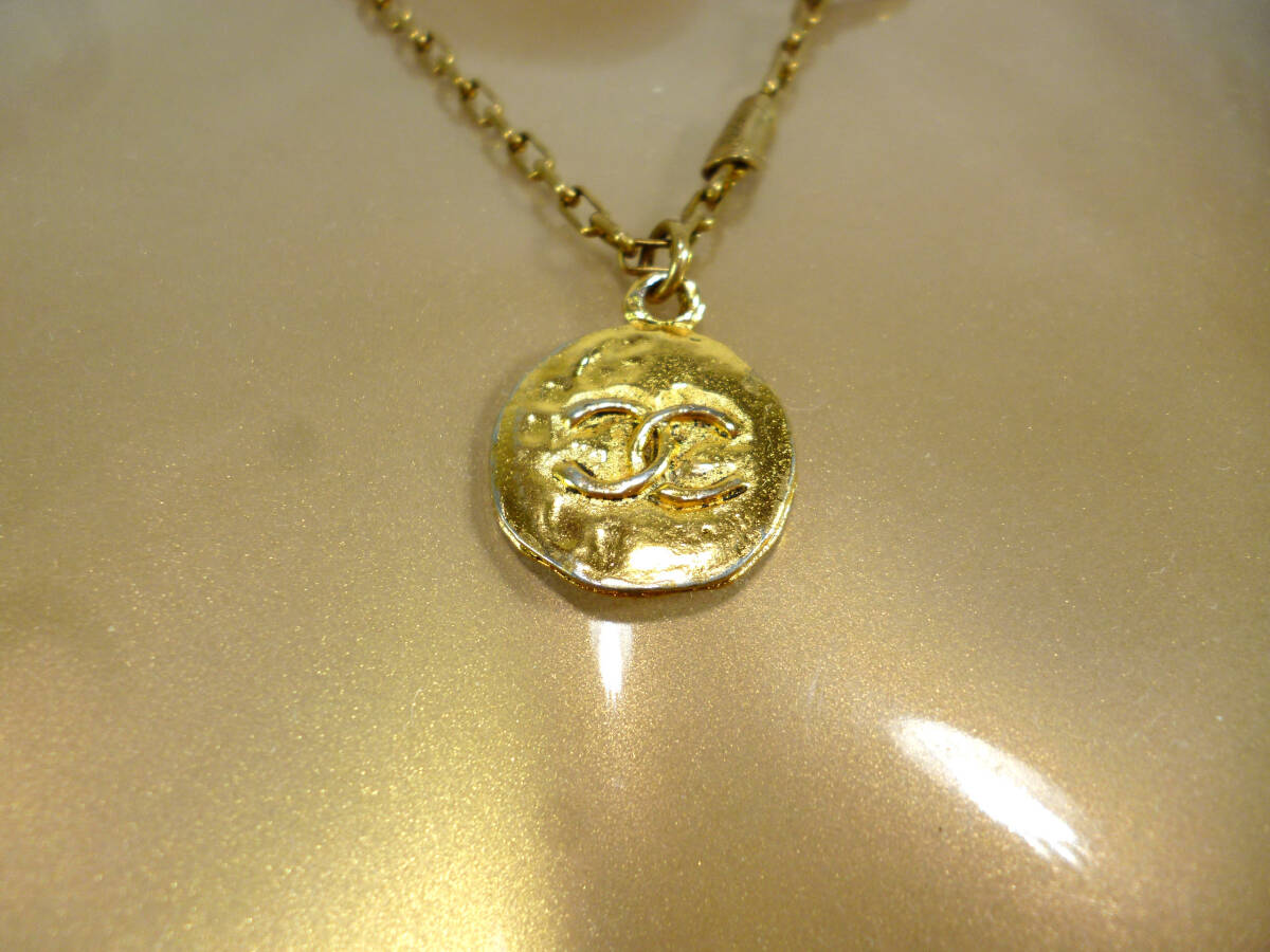 Chanel CC Pendant Necklace, Gilt Ring Pendant, Vintage, view 8