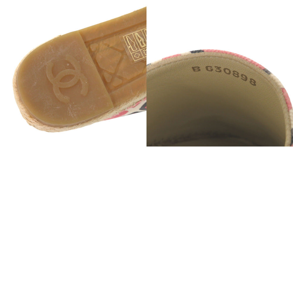 Chanel Espadrilles, Pink Lattice-Print Canvas with Black Cap Toe, Size 38, view 10