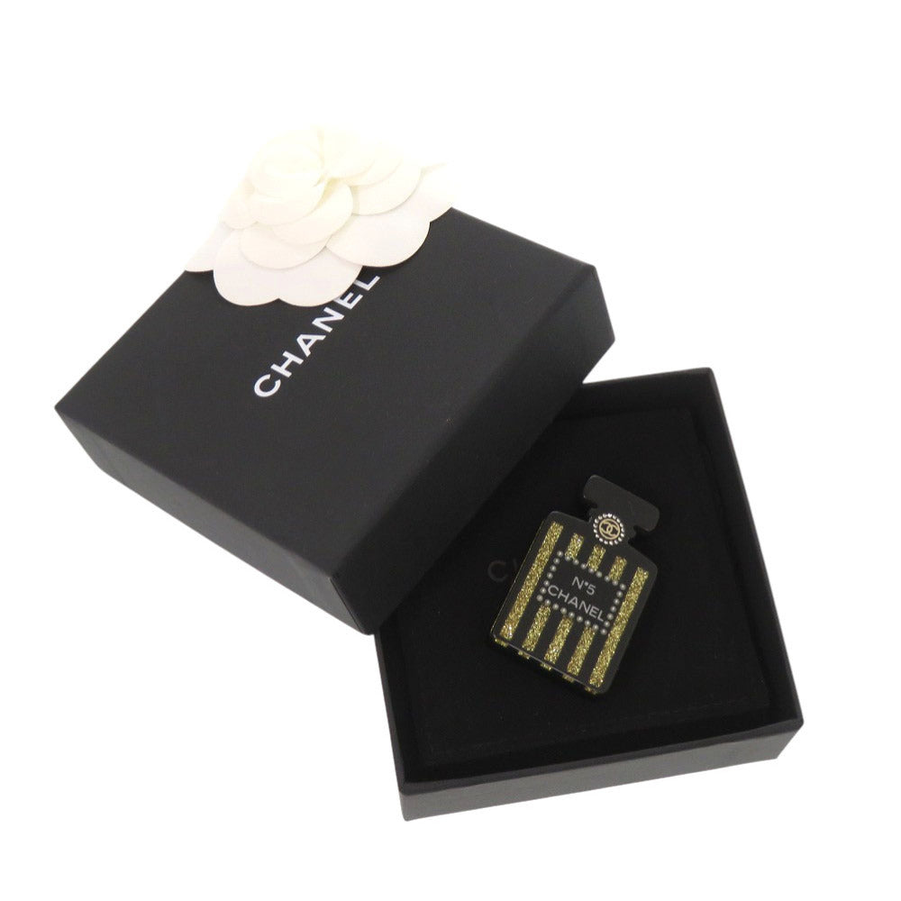 Chanel N°5 Perfume Bottle Brooch, Black Resin with Gold Glitter Stripes, Autumn 2017 (17A), with Box, view 2