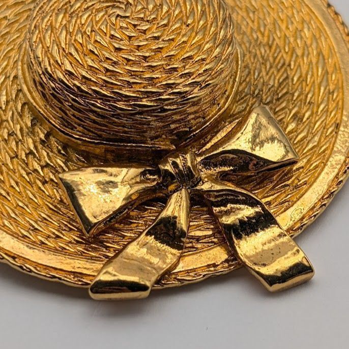 Chanel Straw Boater Hat Brooch, Gilt Metal, Early Vintage, view 4