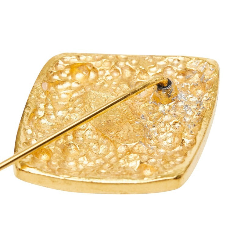 Chanel Textured Lozenge Stick Pin, Gilt Metal, Vintage, Made in France, view 3