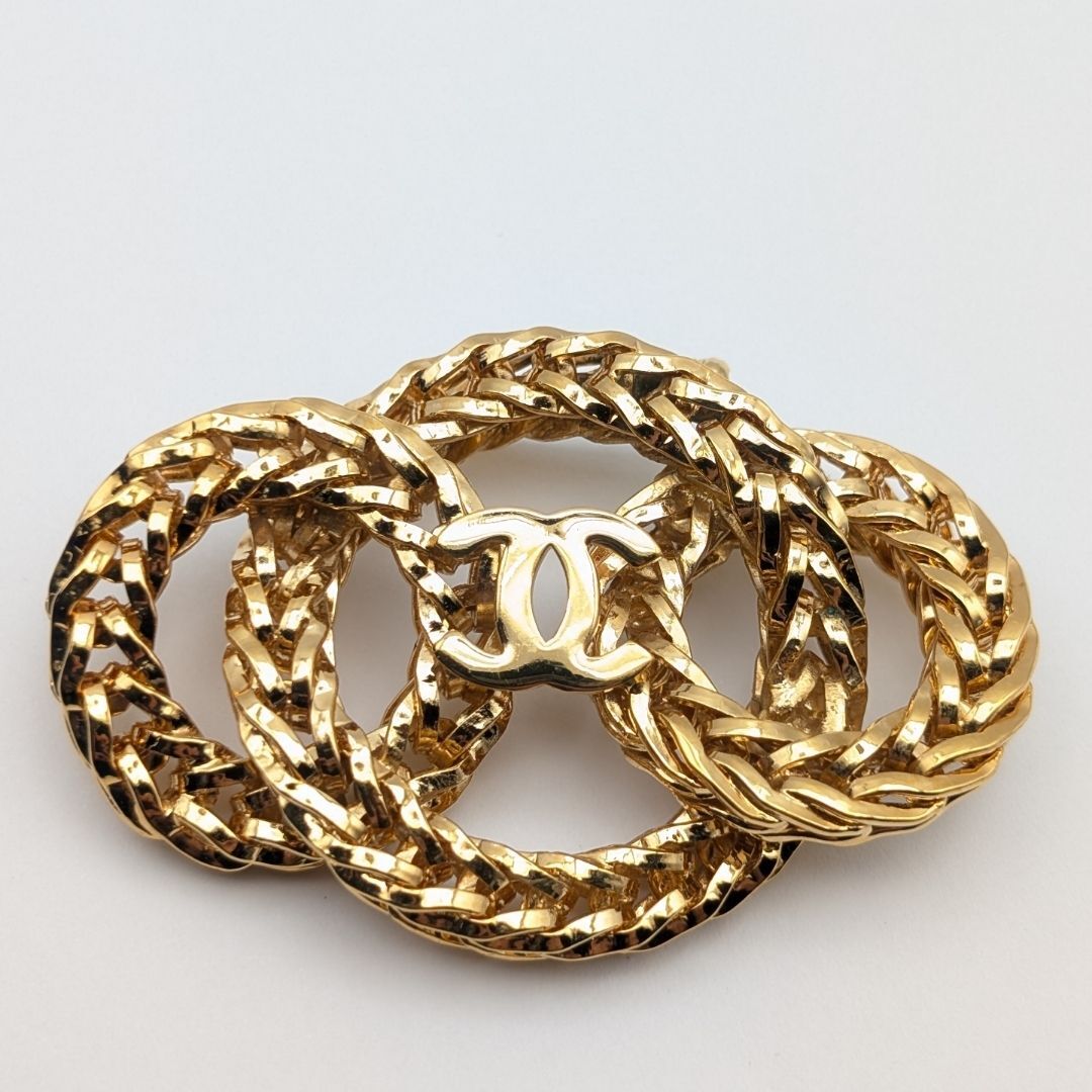 Chanel Triple Rope Ring Brooch with CC, Gilt Metal, Early Vintage, Boxed, view 2
