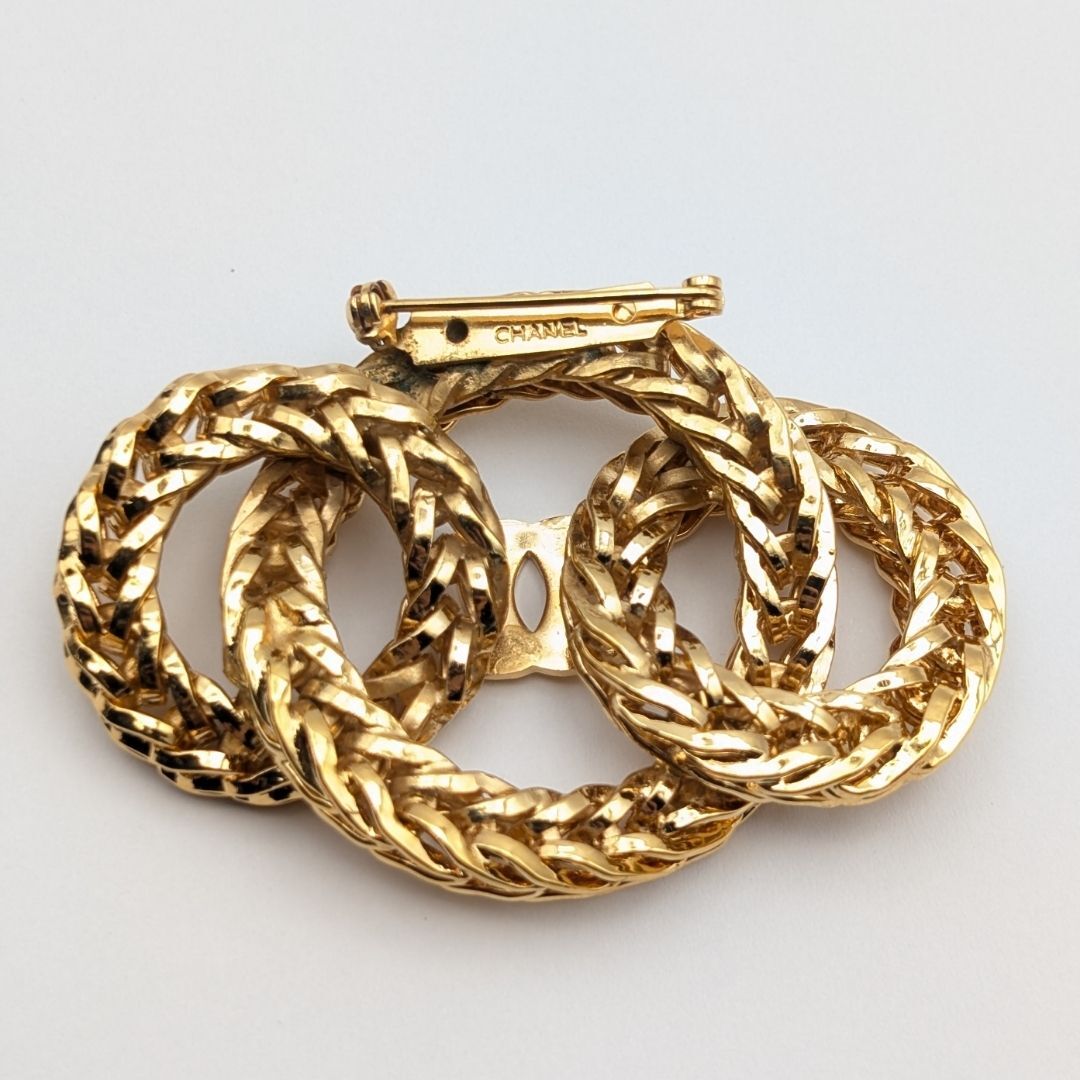 Chanel Triple Rope Ring Brooch with CC, Gilt Metal, Early Vintage, Boxed, view 4
