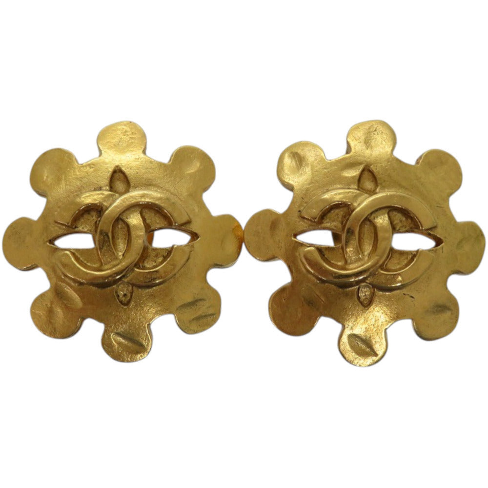 Chanel Vintage CC Flower Clip-On Earrings, Gold Tone, view 1
