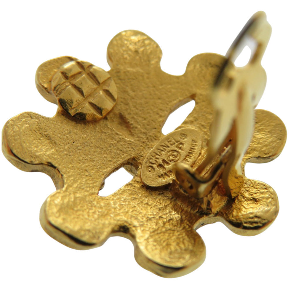 Chanel Vintage CC Flower Clip-On Earrings, Gold Tone, view 5