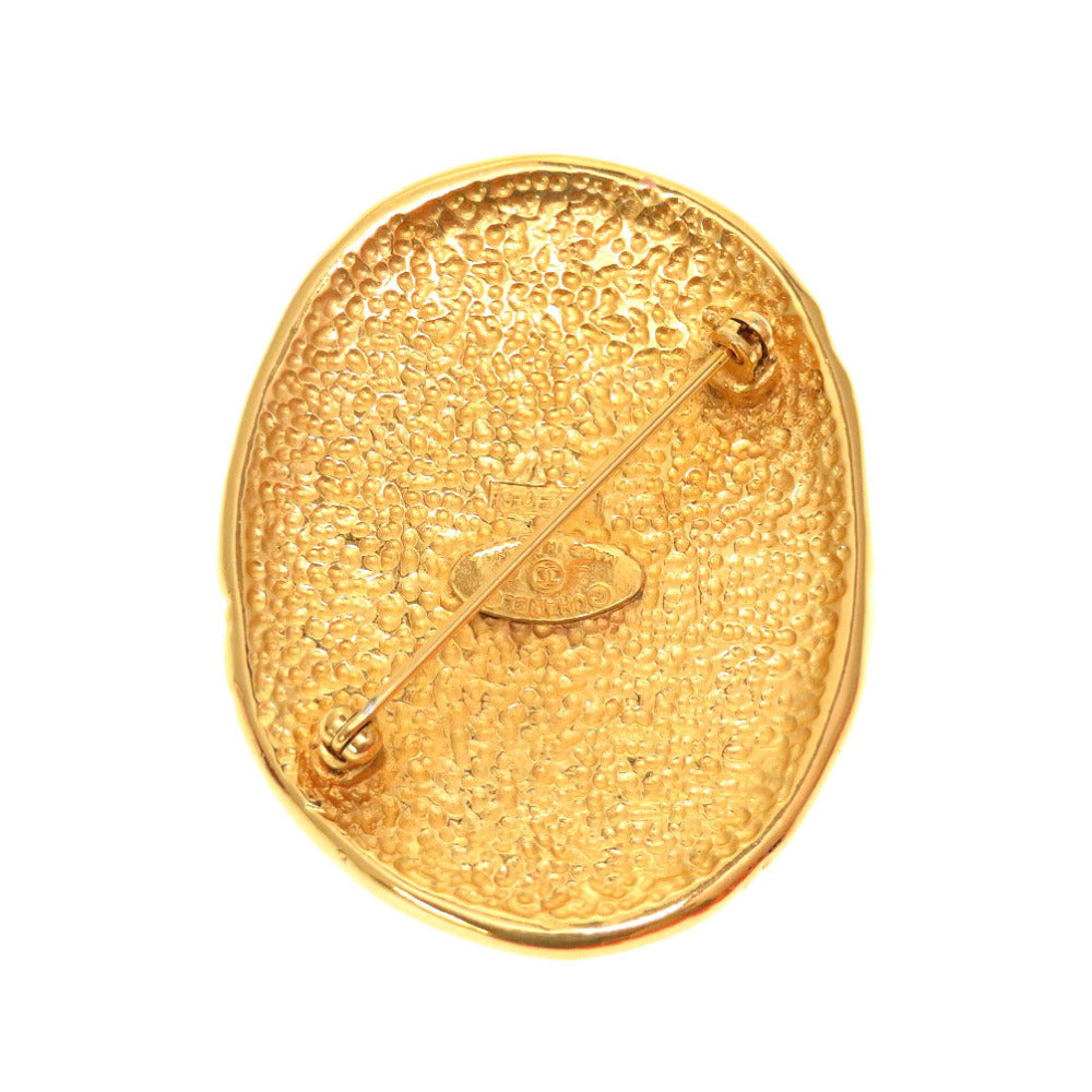 Chanel Vintage Crown Brooch with Engraved CC and Stars, Gold Tone, view 2