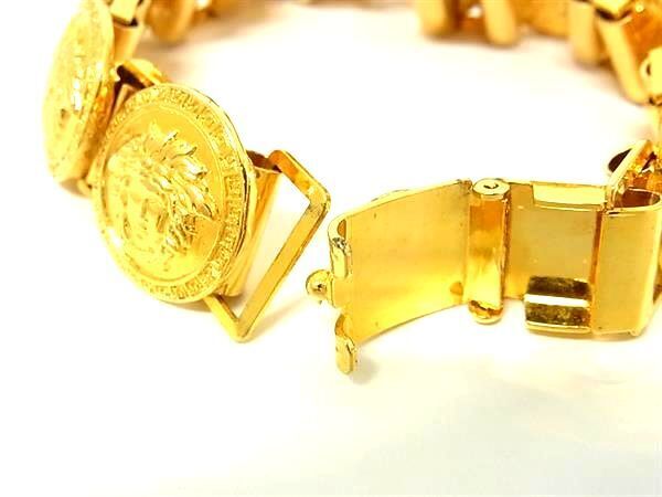 Gianni Versace 1990s Medusa Medallion Bracelet, Wide Gold-Tone Links, Signed Clasp, 18 cm, view 4