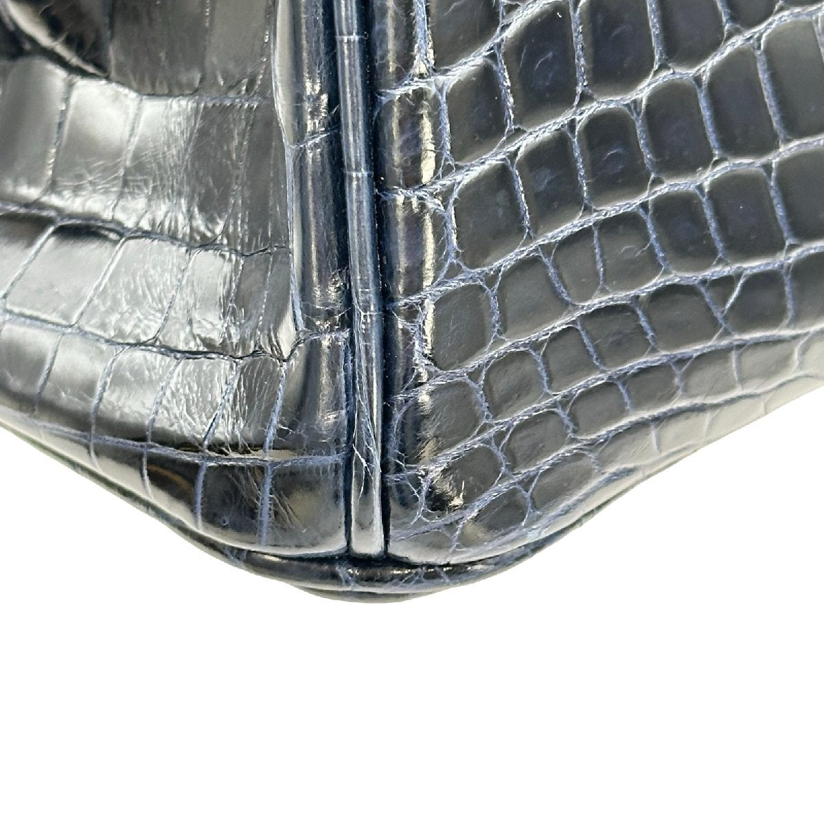 Hermès Birkin 30 in Shiny Niloticus Crocodile, Bleu Marine, Gold Hardware, B Stamp 2023, Full Set, view 7