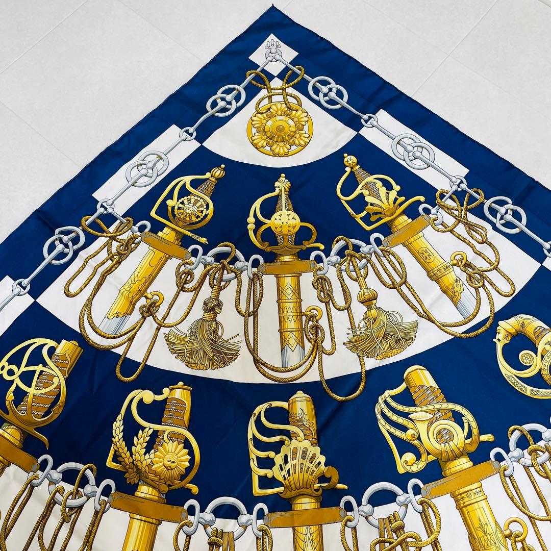 Hermès Cliquetis Carré 90 Silk Twill Scarf, Gilded Swords with Tassels on Navy and White, view 5