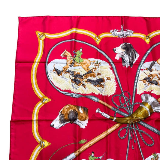 Hermès Le Laisser Courre Carré 90 Silk Twill Scarf, Hunting Hounds and Horns on Red, view 1