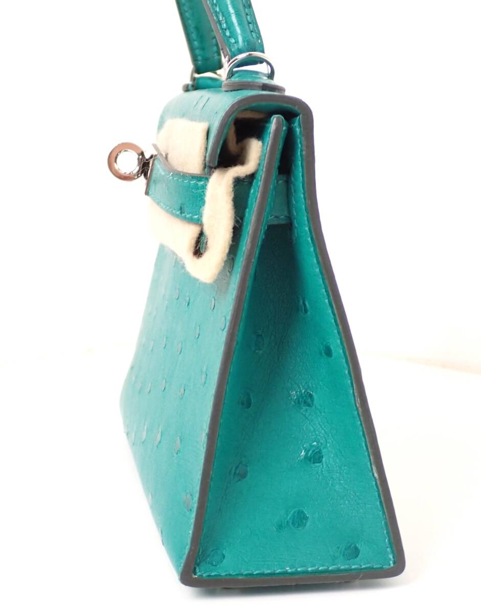 Hermès Mini Kelly II, Vert Véronèse Ostrich, Palladium Hardware, 2023, Unused Full Set, photograph 5 of 10