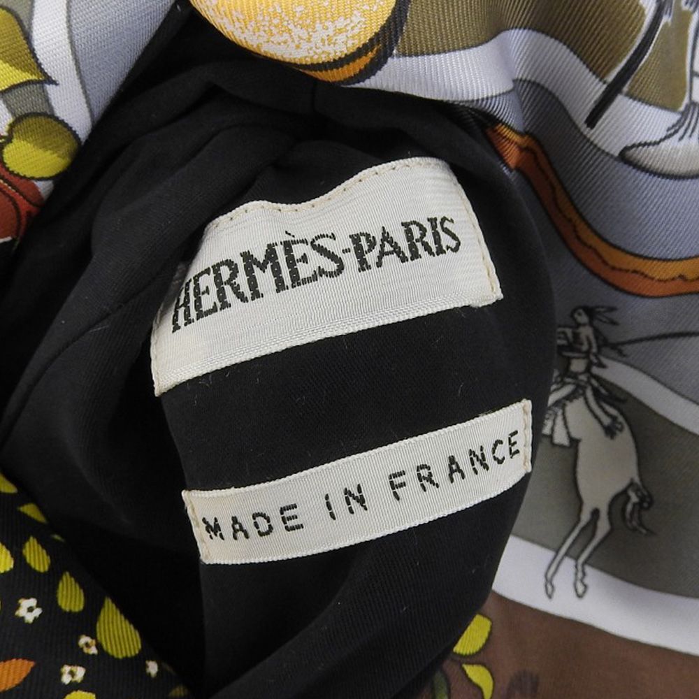 Hermès Mythologies des Hommes Long Reversible Silk Jacket, Padded, Black Reverse, Size ME, view 9