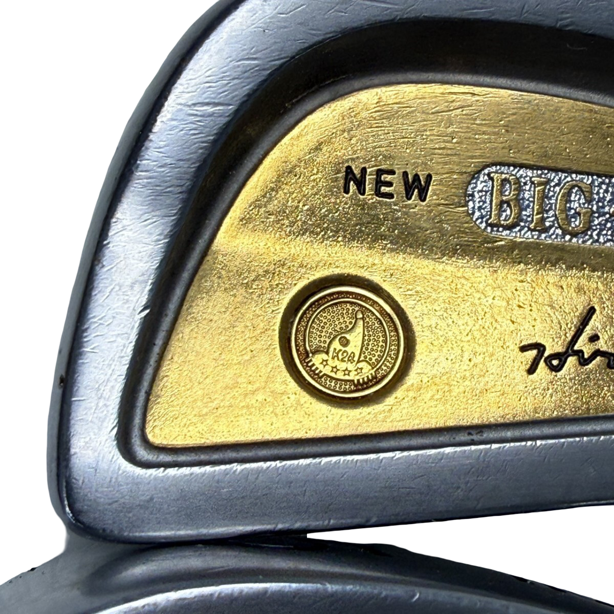 HONMA 24K Gold Coin iron set, 4-Star, 9 clubs 4–11 and SW – NEW BIG-LB cavity badge with 24K gold coin and Hiro Honma signature