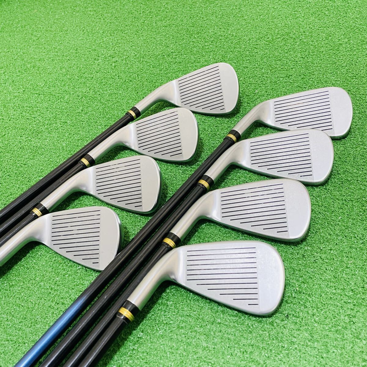 HONMA BERES IS-02 2-Star Iron Set, 5 to 11 plus AW, 8 Clubs, ARMRQ6 54 Regular Flex, view 3