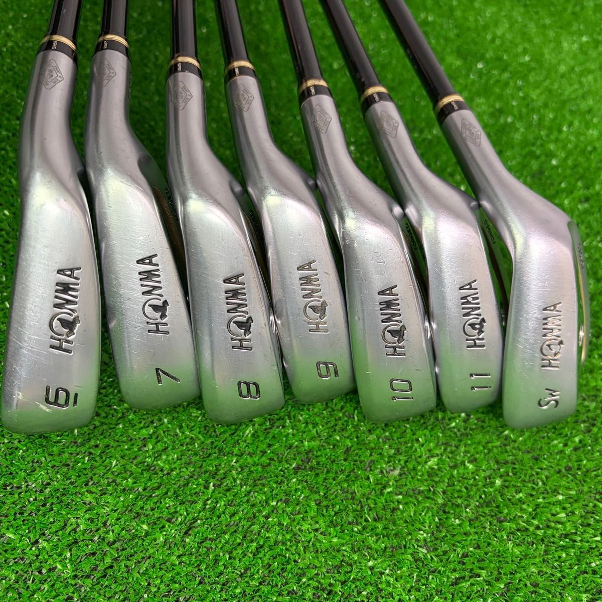 HONMA BERES IS-02 2-Star Iron Set, 6 to 11 plus SW, 7 Clubs, ARMRQ6 45 Regular Flex, view 1
