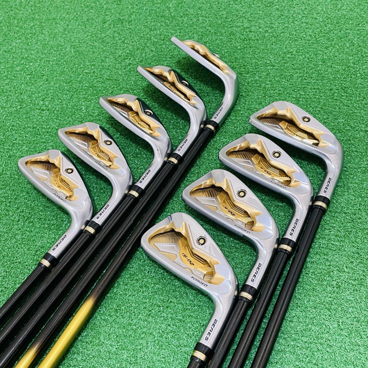 HONMA BERES IS-02 3-Star Iron Set, 5 to 11 plus AW and SW, 9 Clubs, ARMRQ6 49 Regular Flex, view 2