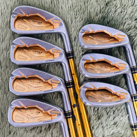HONMA BERES IS-05 4-Star Iron Set, 6 to 11 plus AW, 7 Clubs, ARMRQ∞ 53 4S Stiff-Regular Flex, view 1