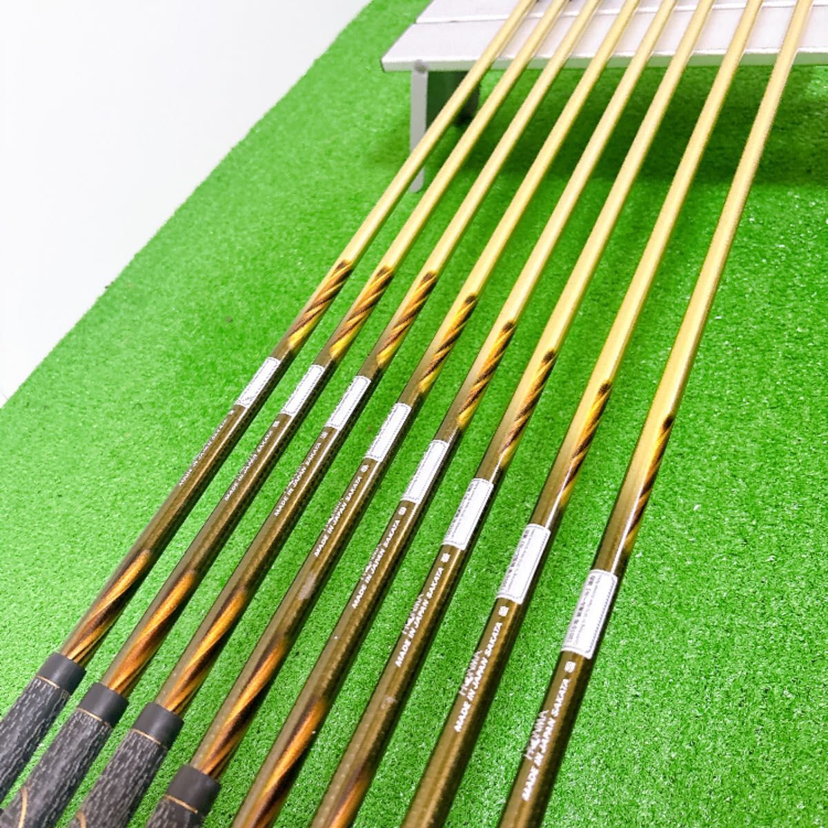 HONMA BERES MG700 2-Star Iron Set, 6 to 11 plus AW and SW, 8 Clubs, Honma 2-star carbon Regular Flex, view 5