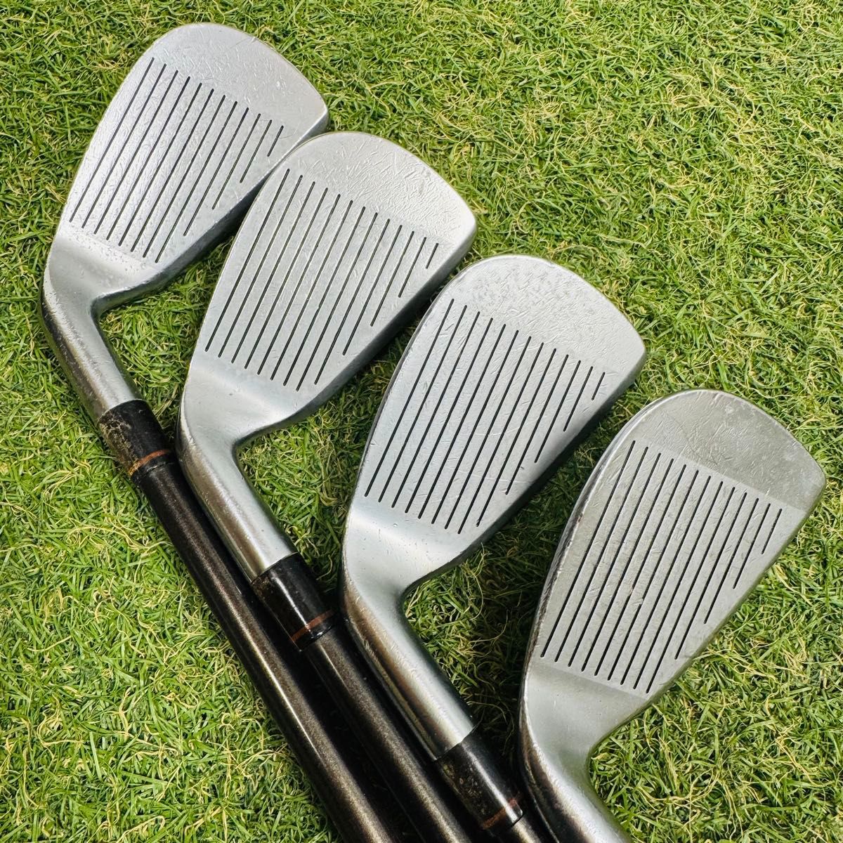 HONMA Twin Marks 2-Star Iron Set, 5 to 11 plus AW and SW, 9 Clubs, Honma 2-star carbon Stiff Flex, view 1