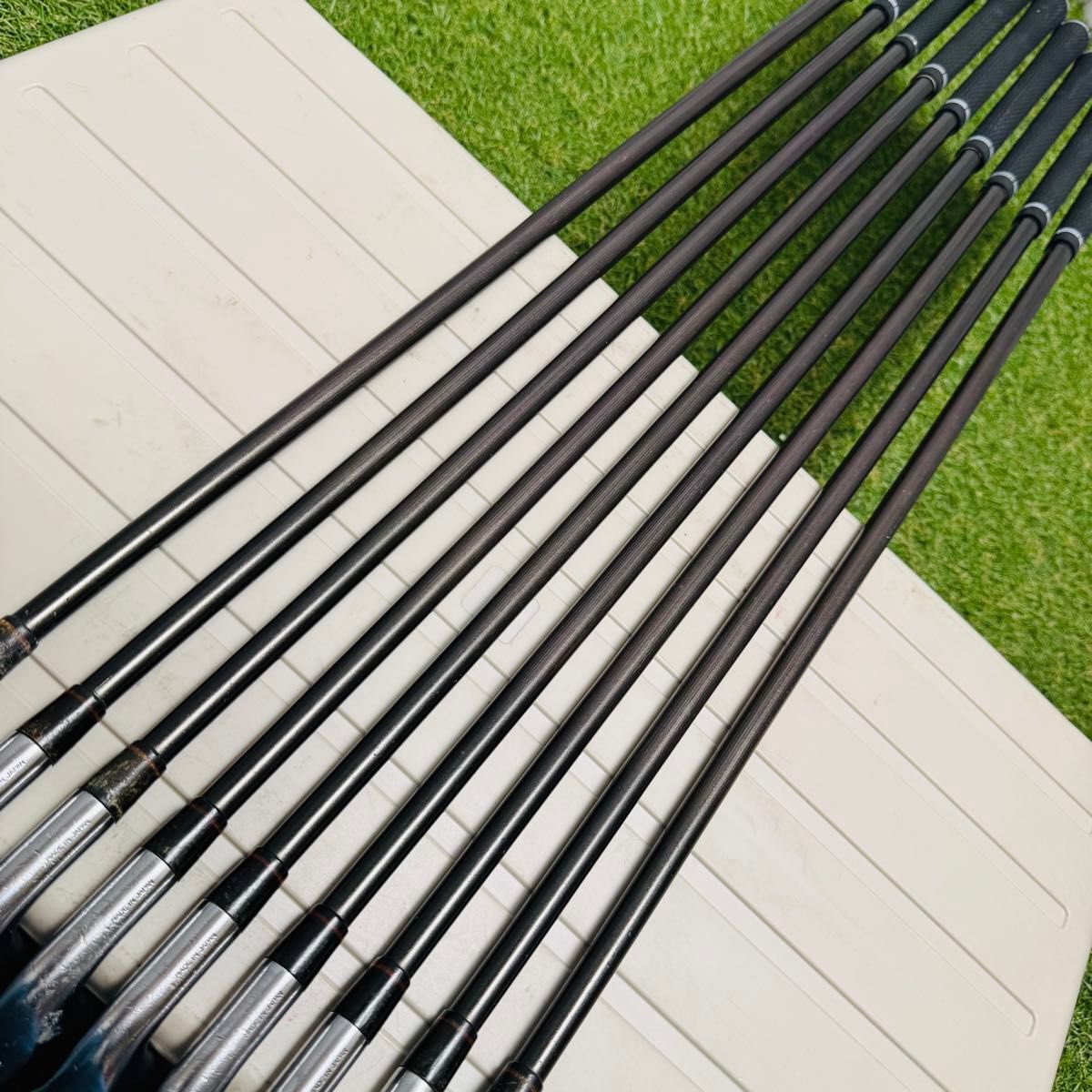 HONMA Twin Marks 2-Star Iron Set, 5 to 11 plus AW and SW, 9 Clubs, Honma 2-star carbon Stiff Flex, view 5