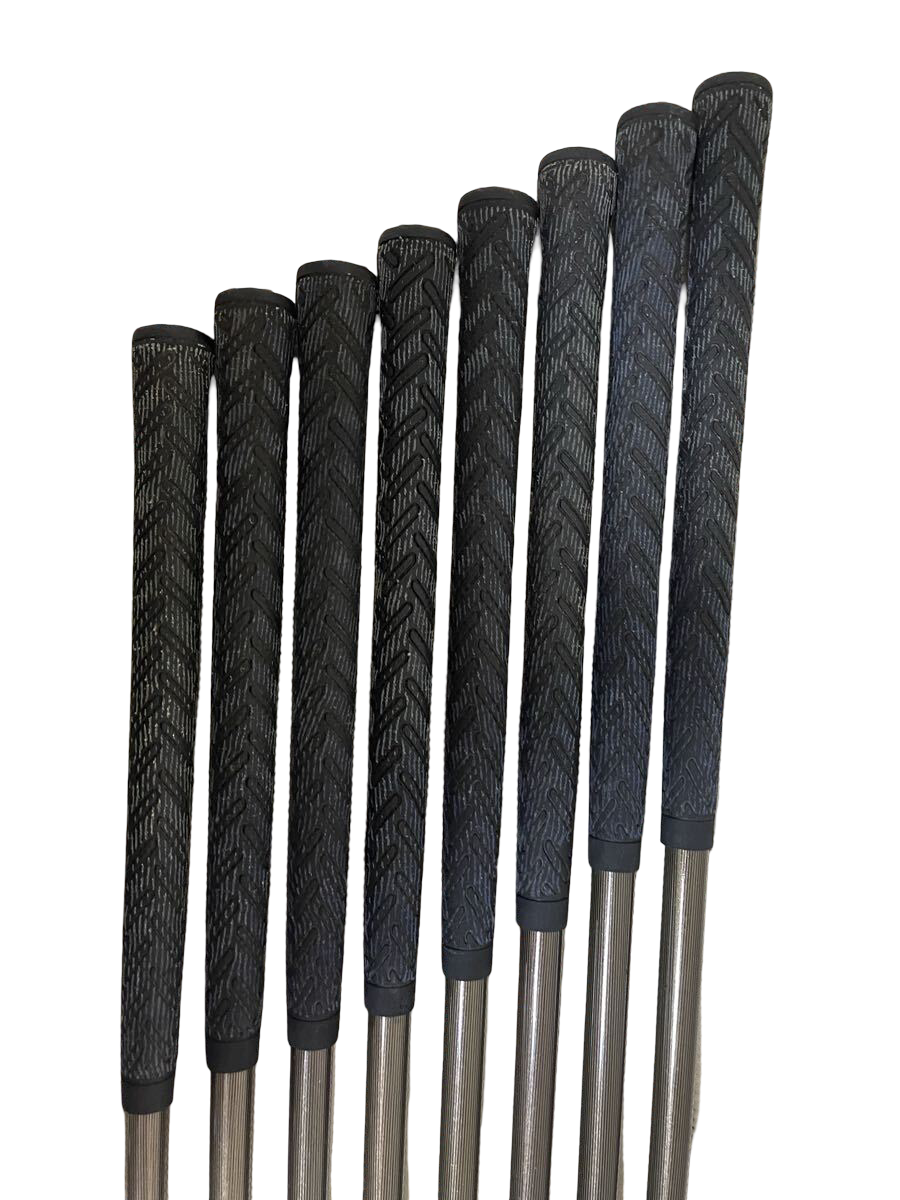HONMA TwinMarks PROTUNE 5-Star iron set 3–10 – grips lined up