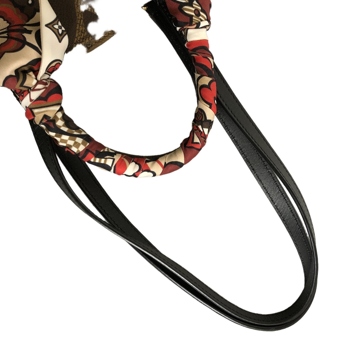 Louis Vuitton OnTheGo MM M45321, view 6
