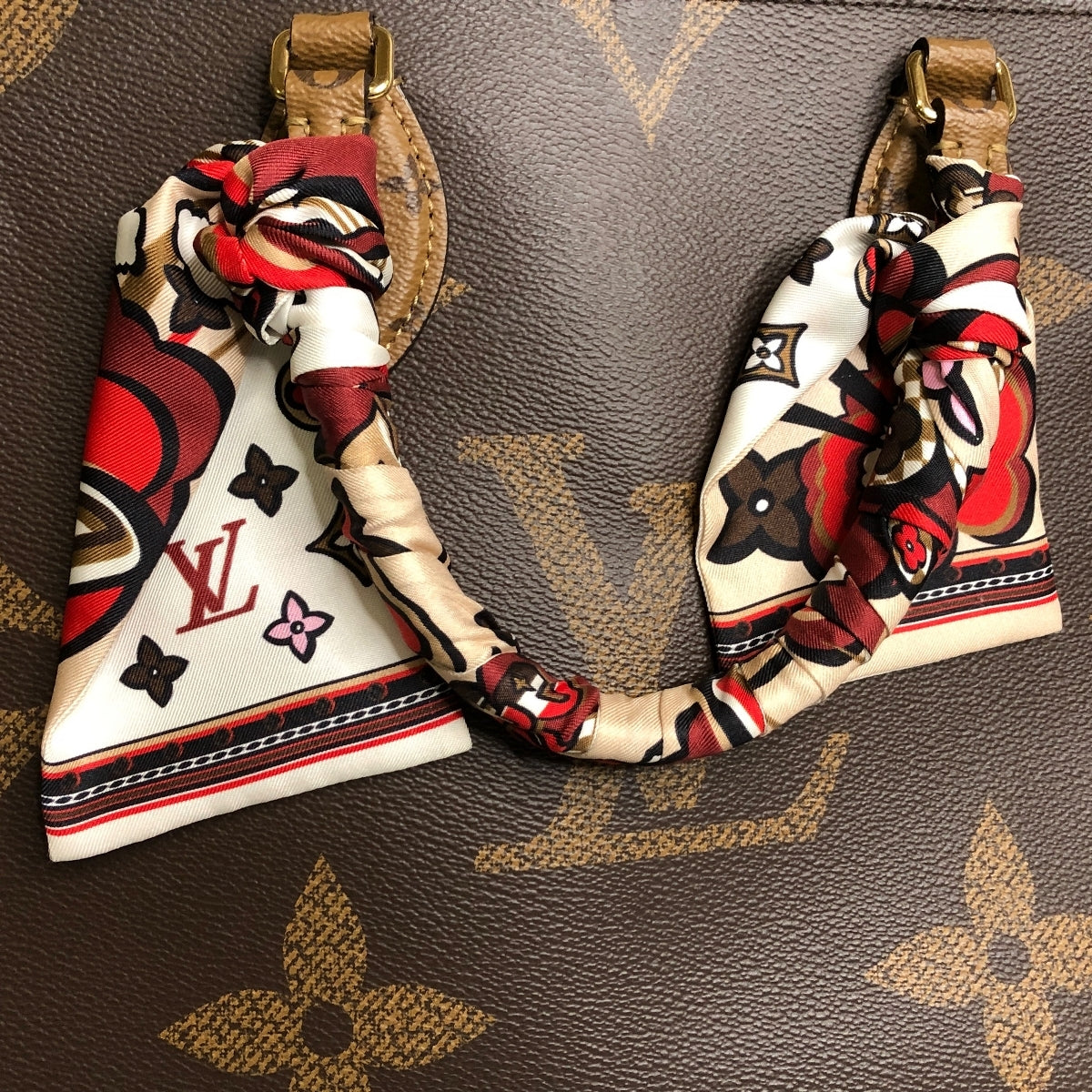 Louis Vuitton OnTheGo MM M45321, view 9