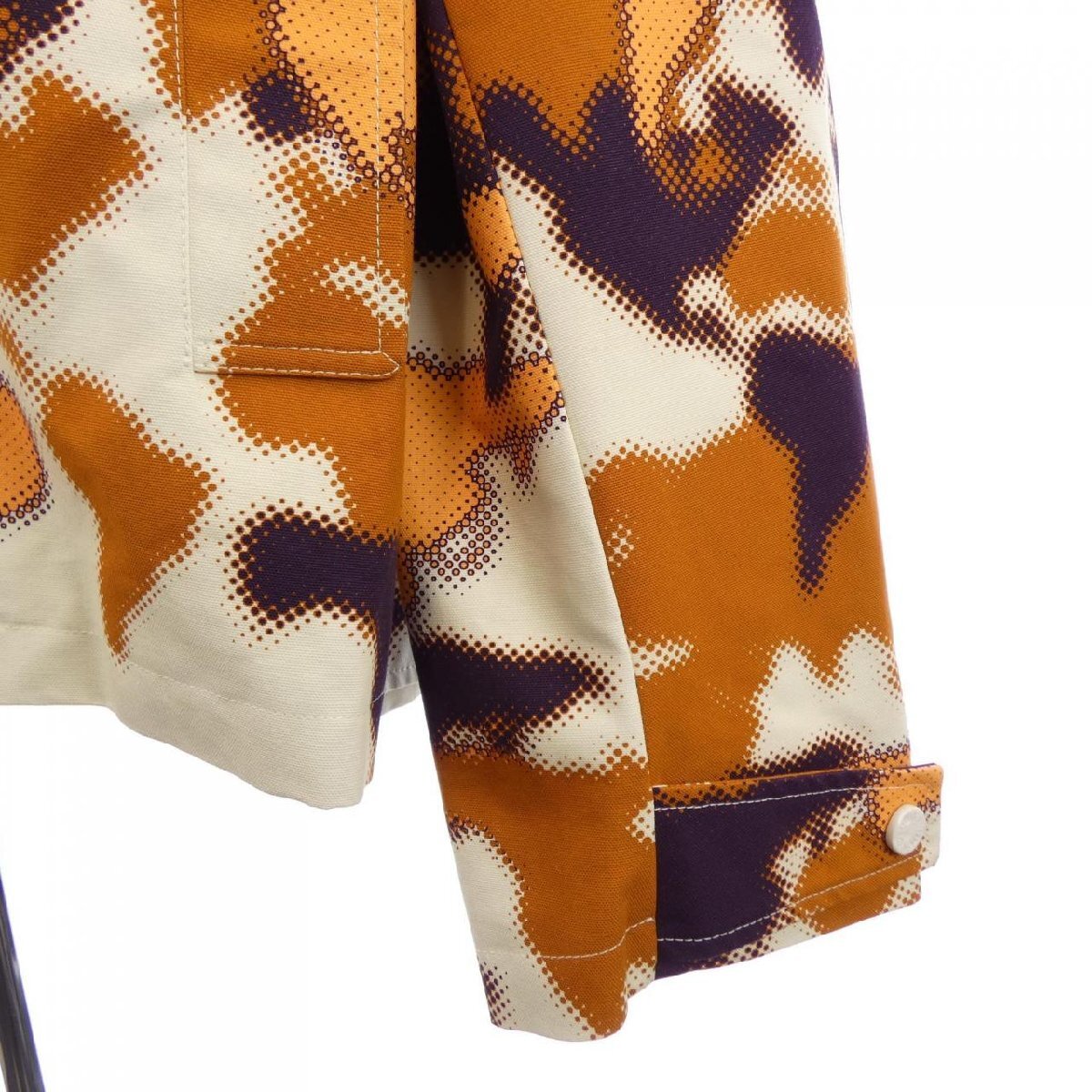 Louis Vuitton SS2024 Pharrell World Map Camouflage Hooded Cotton Parka, Orange and Aubergine, Size 58, view 4