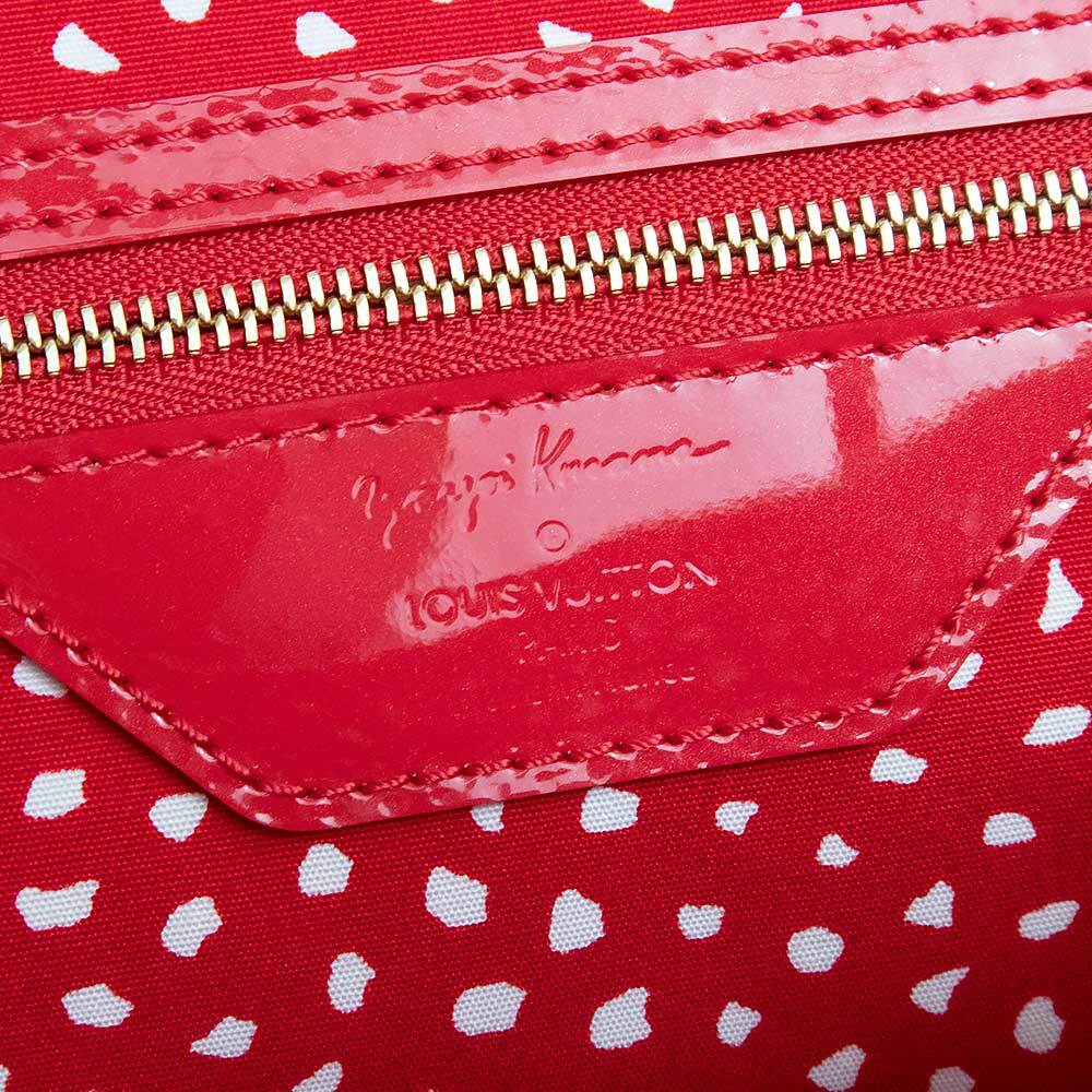 Louis Vuitton × Yayoi Kusama Lockit MM M91423, Vernis Dots Infinity, Red, 2012, view 9
