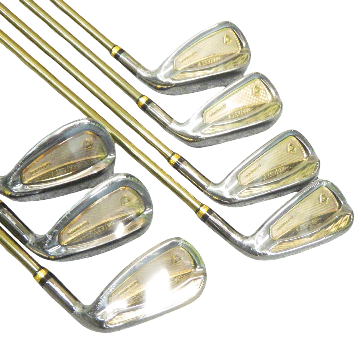 Majesty Prestigio 14 iron set 6–SW, LV-770 regular flex, unused – set from above, heads and shafts