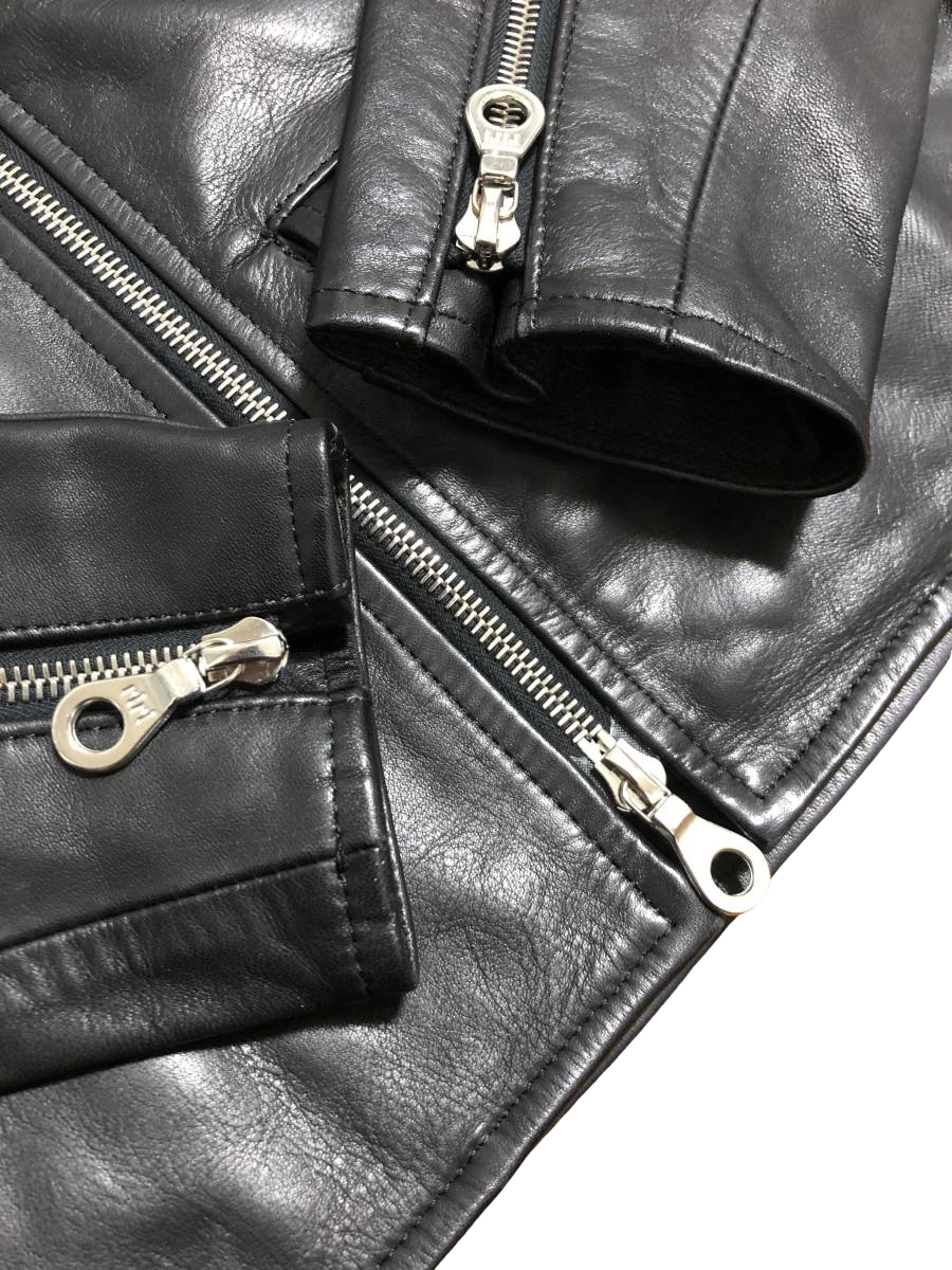 Mastermind Japan crystal skull horsehide single rider jacket, 2011 SS Radiance – cuff zip and waist pocket zip pulls