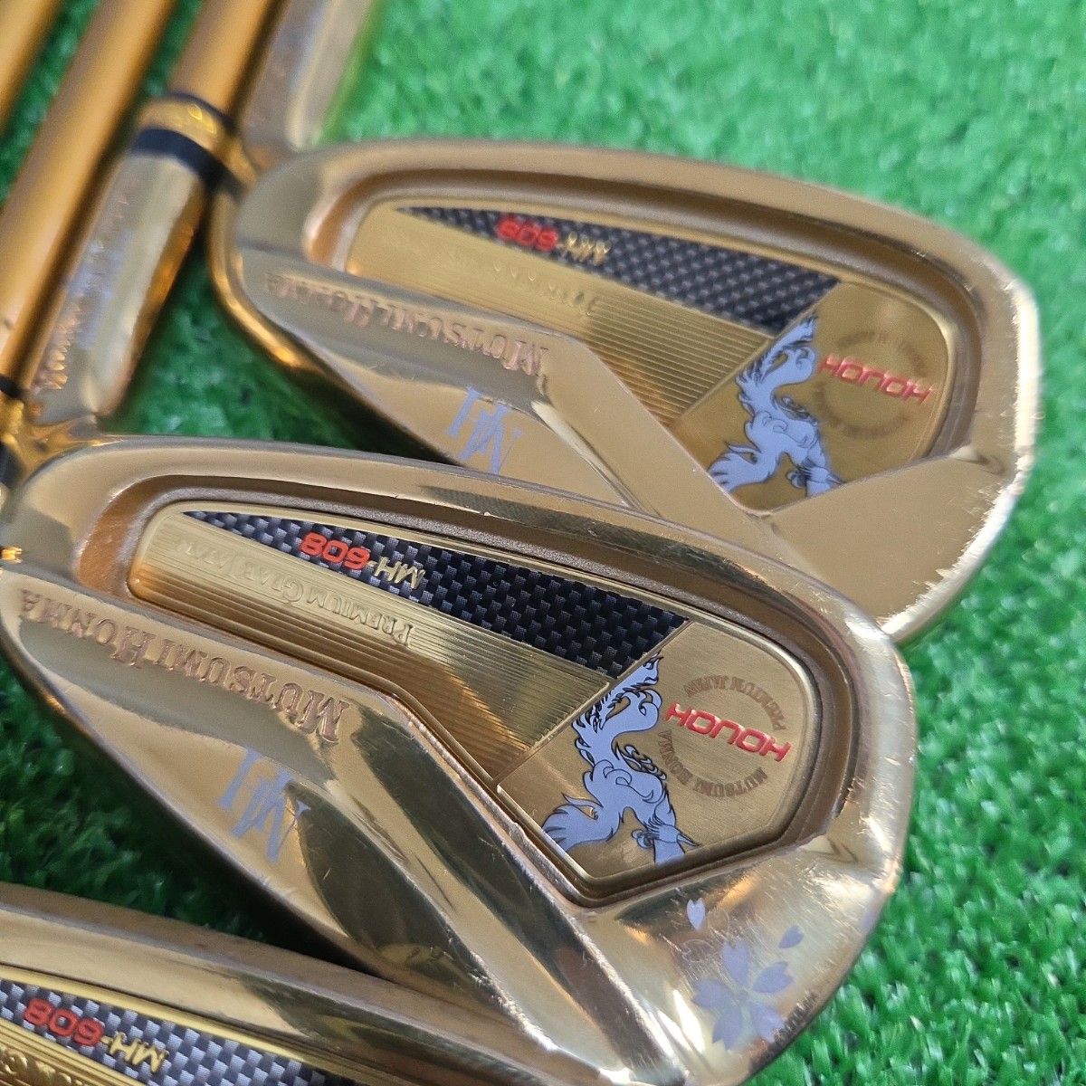 Mutsumi Honma MH-608 Hōō Iron Set, 6 to 9 plus PW, AW and SW, 7 Clubs, Stiff-Regular Flex, view 2