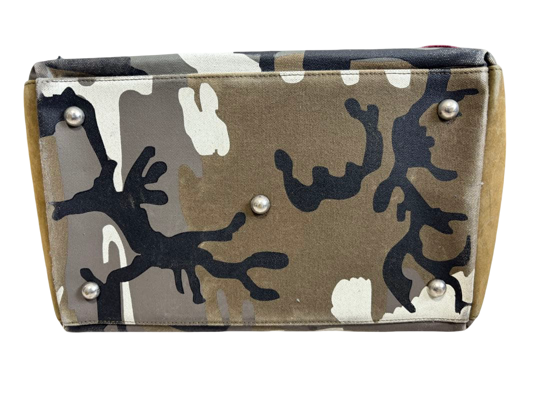 READYMADE Gym Bag camouflage canvas tote with multicolour flower patches – back panel with silver stud detail