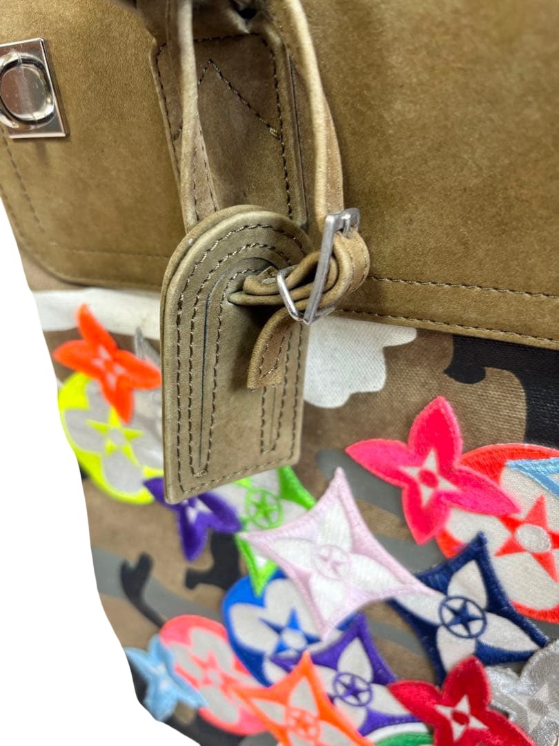 READYMADE Gym Bag camouflage canvas tote with multicolour flower patches – corner detail where the patches meet the leather trim