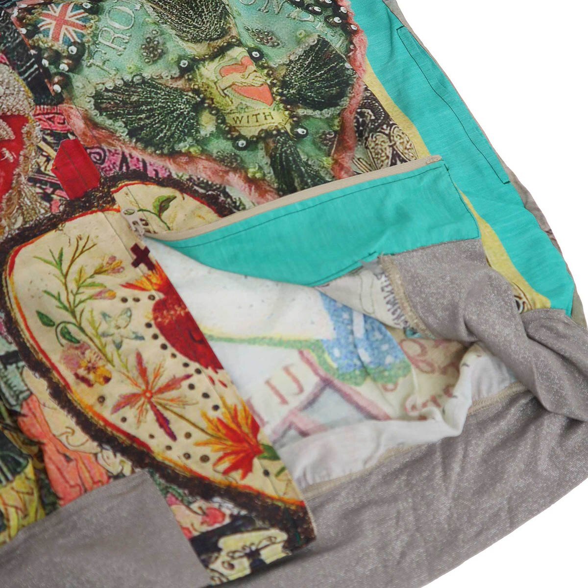 Share Spirit SS2024 Silk Bamboo Souvenir Jacket FS2418AD, Hand-Beaded Sacred Heart Collage, Multicolour, Size S, view 5